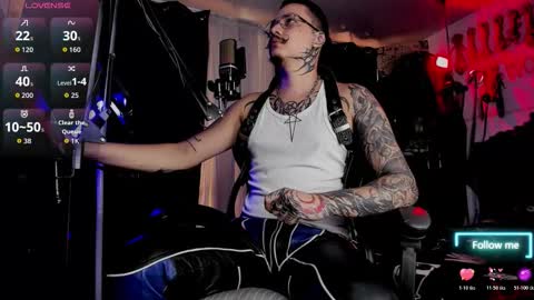 Snapshot of allanhurtss chatting on October 27, 6:56 pm online show from October 27, 6:56 pm