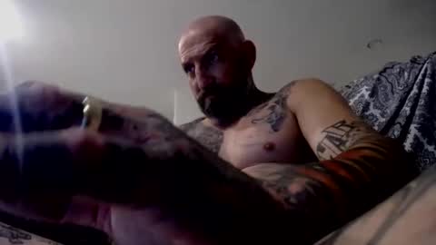 Snapshot of allaroundamazing13 chatting on December 15, 1:21 am allaroundamazing13 online show from December 15, 1:21 am