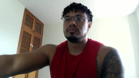 Snapshot of allen_ferrer10 chatting on May 24, 5:40 pm allen_ferrer10 online show from May 24, 5:40 pm