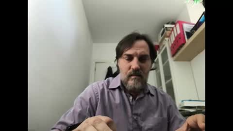 Snapshot of allenvic chatting on November 18, 9:47 am allenvic online show from November 18, 9:47 am