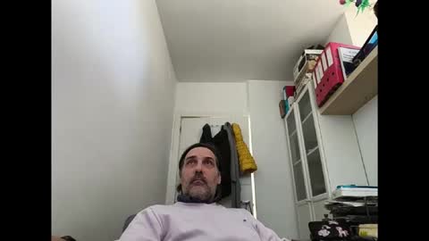 Snapshot of allenvic chatting on November 27, 9:00 am allenvic online show from November 27, 9:00 am