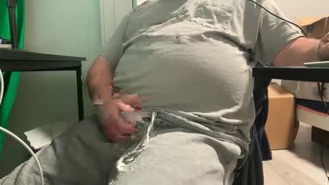 Snapshot of allergictochat chatting on January 12, 1:00 am Allergictolove online show from January 12, 1:00 am