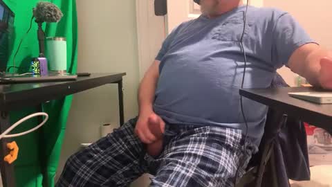 Snapshot of allergictochat chatting on February 5, 4:58 pm Allergictolove online show from February 5, 4:58 pm