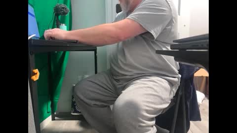 Snapshot of allergictochat chatting on February 22, 7:03 pm Allergictolove online show from February 22, 7:03 pm