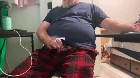 Snapshot of allergictochat chatting on November 5, 11:27 pm Allergictolove online show from November 5, 11:27 pm