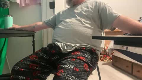 Snapshot of allergictochat chatting on November 17, 4:35 pm Allergictolove online show from November 17, 4:35 pm