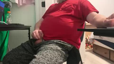 Snapshot of allergictochat chatting on December 1, 5:51 pm Allergictolove online show from December 1, 5:51 pm