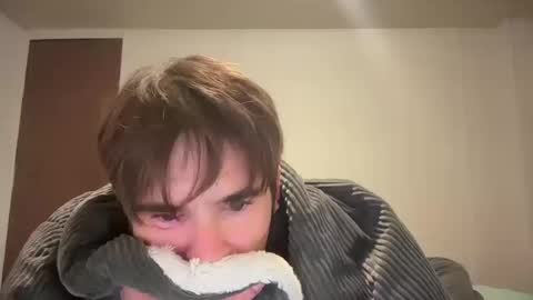 Snapshot of alleycat2001 chatting on October 18, 9:10 am alleycat2001 online show from October 18, 9:10 am