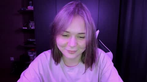 Snapshot of alli_zi chatting on November 16, 4:45 pm Blair online show from November 16, 4:45 pm