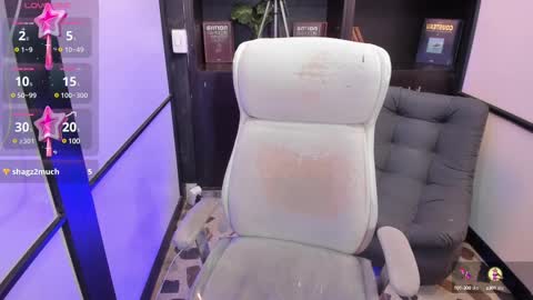 Snapshot of allicerosero chatting on March 12, 9:34 am Allice online show from March 12, 9:34 am