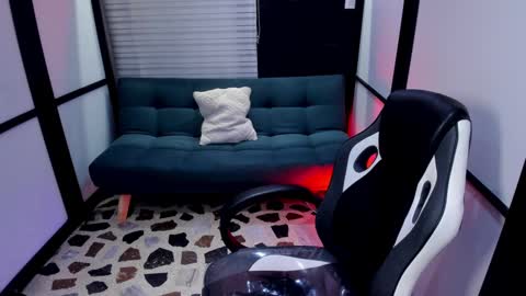 Snapshot of allicerosero chatting on September 25, 4:05 am Allice online show from September 25, 4:05 am