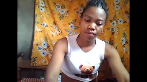 alliciax632770 online show from November 27, 11:23 am