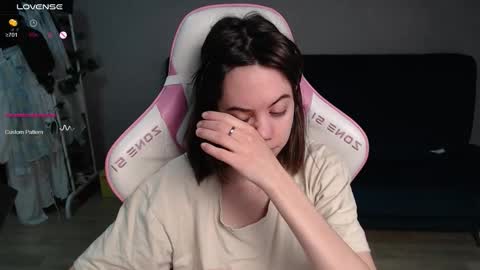 alice online show from March 10, 11:43 pm