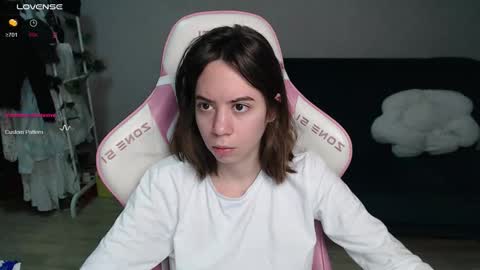 alice online show from March 25, 12:05 am