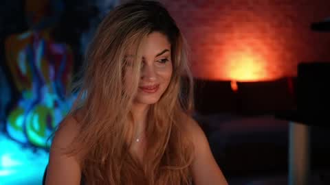 Allie online show from February 26, 4:36 am