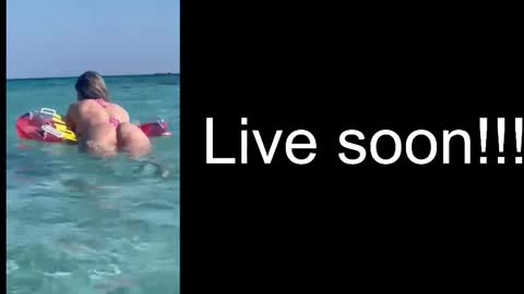 Allie online show from October 24, 4:42 am