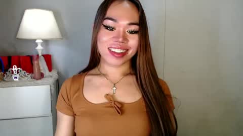 Snapshot of allirah20x chatting on December 11, 10:06 pm Allirah online show from December 11, 10:06 pm