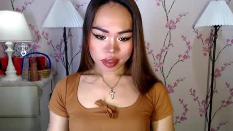 Snapshot of allirah20x chatting on January 5, 6:13 pm Allirah online show from January 5, 6:13 pm