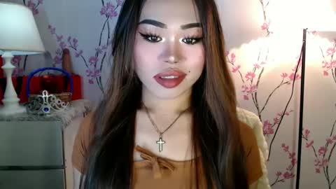 Snapshot of allirah20x chatting on January 23, 12:57 am Allirah online show from January 23, 12:57 am