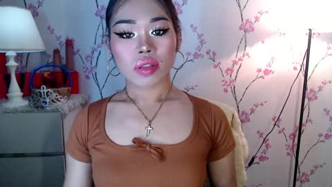 Snapshot of allirah20x chatting on January 27, 7:35 pm Allirah online show from January 27, 7:35 pm