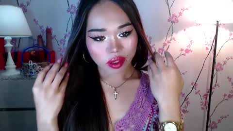 Snapshot of allirah20x chatting on January 27, 10:38 pm Allirah online show from January 27, 10:38 pm