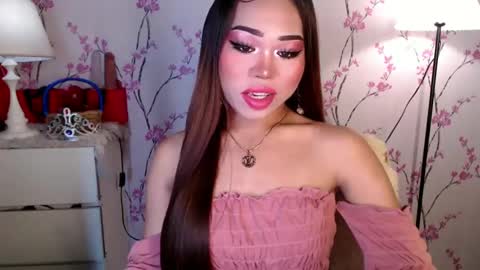 Snapshot of allirah20x chatting on March 3, 6:55 pm Allirah online show from March 3, 6:55 pm