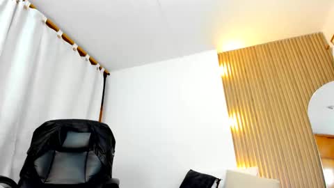 Snapshot of allison_fosther chatting on November 1, 3:19 am allison_fosther online show from November 1, 3:19 am