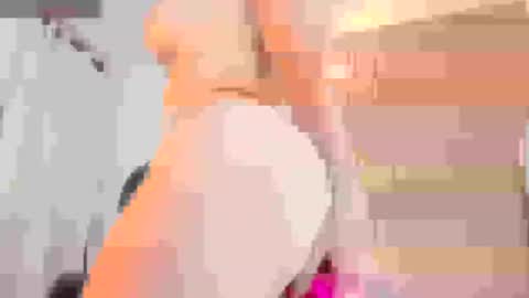 Snapshot of allison_fosther chatting on December 4, 2:54 am allison_fosther online show from December 4, 2:54 am