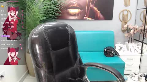 Snapshot of allison_garcia chatting on October 22, 3:23 pm ALLISON online show from October 22, 3:23 pm