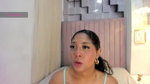 Snapshot of allisonfoster_ chatting on February 5, 8:14 pm Allison online show from February 5, 8:14 pm