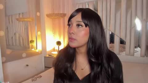 Snapshot of allisonfoster_ chatting on February 22, 11:57 pm Allison online show from February 22, 11:57 pm