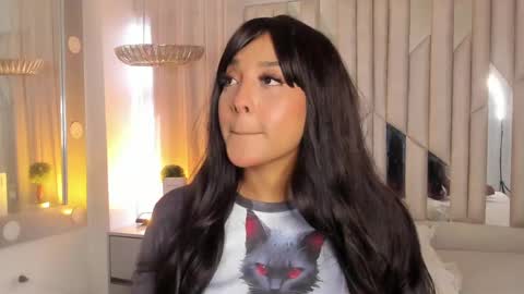 Snapshot of allisonfoster_ chatting on February 23, 7:49 pm Allison online show from February 23, 7:49 pm