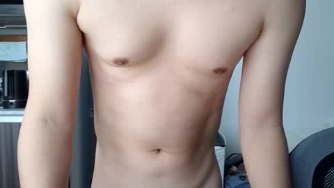 Snapshot of allisonmxxx chatting on December 15, 7:23 am AllisonM online show from December 15, 7:23 am