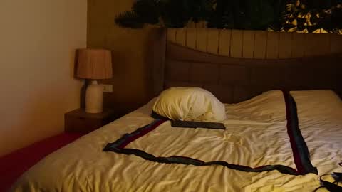 allissonhotbb online show from February 6, 8:02 pm