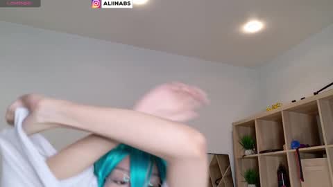 Snapshot of alllinaeve chatting on March 6, 1:57 pm Alina online show from March 6, 1:57 pm