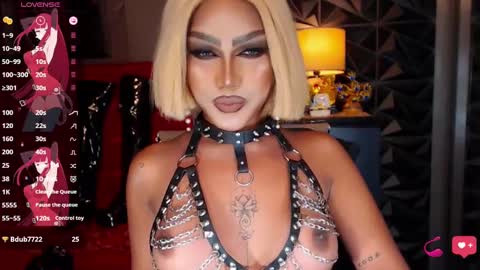 Snapshot of alluringnatalya chatting on January 20, 8:30 am Natalya Fox online show from January 20, 8:30 am