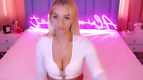 AlwaysHot online show from March 7, 4:13 am