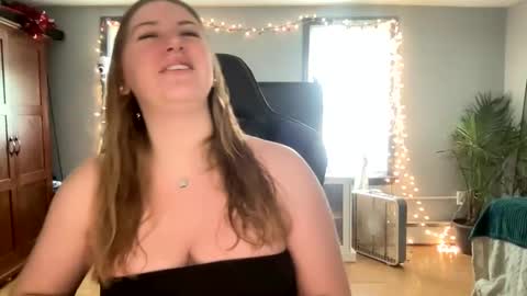 allyanalangel online show from February 4, 8:17 pm