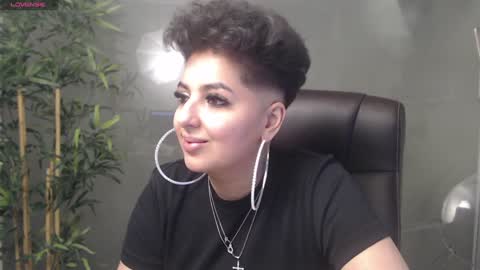         online show from December 24, 1:27 am