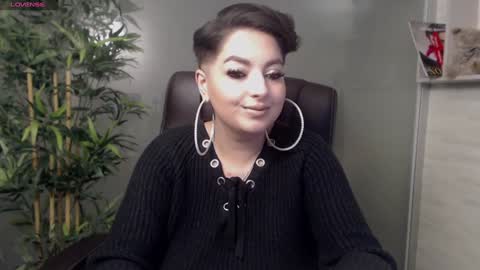         online show from February 4, 10:13 pm