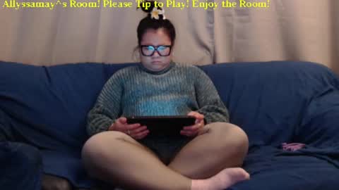 Allyssamay online show from February 26, 6:37 am