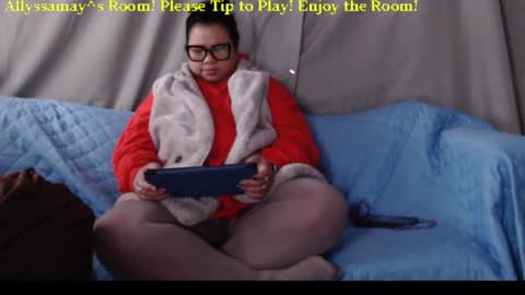 Allyssamay online show from February 15, 9:41 am