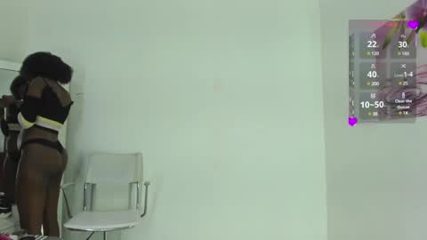 Snapshot of almasaennz chatting on December 19, 7:51 pm   online show from December 19, 7:51 pm