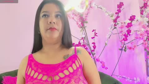 ALMENDRAEVANS online show from January 9, 11:36 am