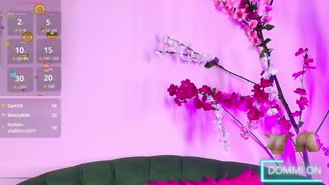 ALMENDRAEVANS online show from January 20, 2:57 pm