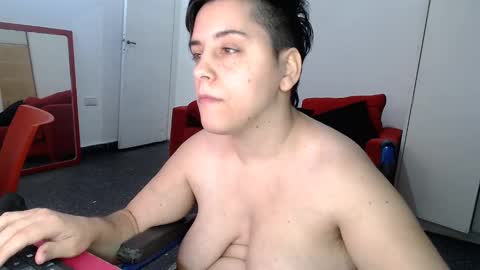 Almond online show from December 29, 8:04 pm