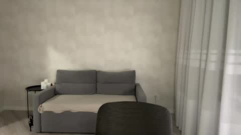 Anna online show from March 8, 10:57 pm