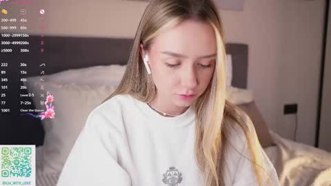 Lia online show from October 14, 3:07 am