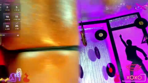 Snapshot of alondra_campbell chatting on September 10, 4:01 am alondra_campbell online show from September 10, 4:01 am