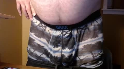 Snapshot of aloneandjustme chatting on September 16, 6:36 am JustMe online show from September 16, 6:36 am